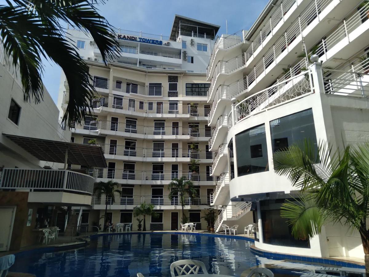Jack Kandi Grosvenor Square Angeles Exterior photo